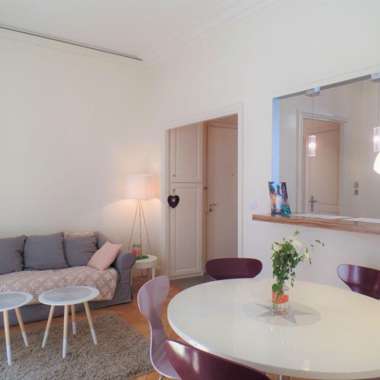  Annonces LYON 8EME : Appartement | LYON (69002) | 45 m2 | 1 300 € 