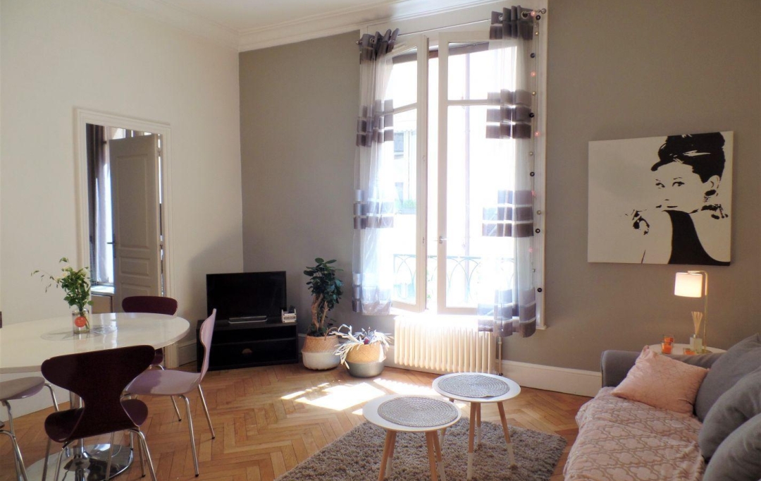 Annonces LYON 8EME : Appartement | LYON (69002) | 45 m2 | 1 300 € 